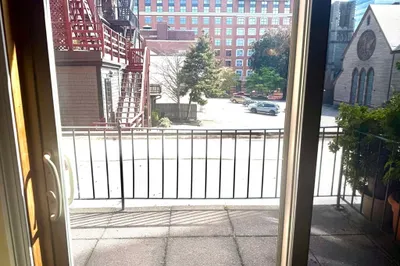 44 Elm St #103