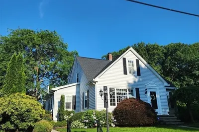 39 Everett Ave 1