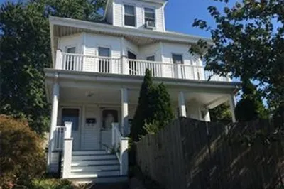 585 Main St #-