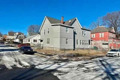 3 Dunfey Street 1