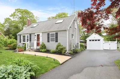 28 Longfellow Road