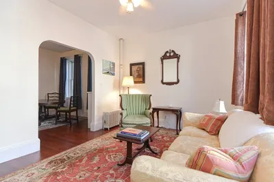 16 Leavitt St #1