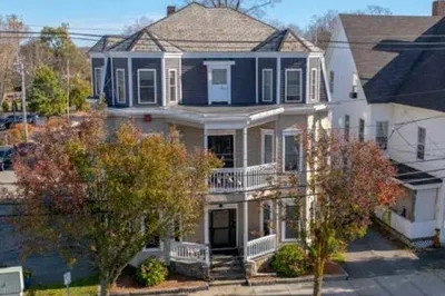 44 South Street