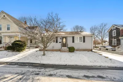 28 Frost Ave 1