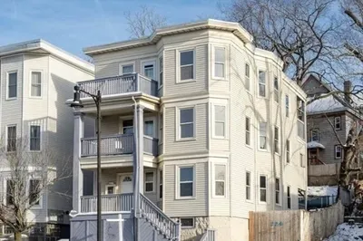 224 Hyde Park Avenue #2 1