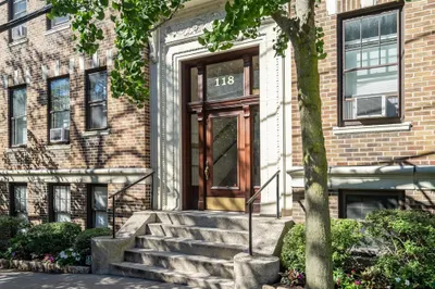 118 Saint Paul Street #4