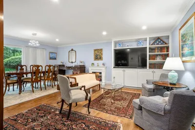 1208 Greendale Ave #208