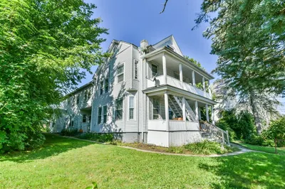 201 Hamilton St 1