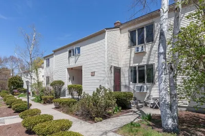 405 Great Rd #12 1