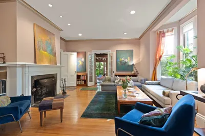 32 Hawthorn St 1