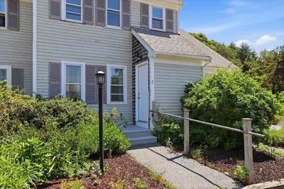 18 Woodview Drive #C 1