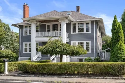 542 Eliot St #1 1