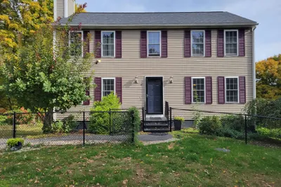 45 Howarth Rd 1