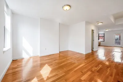 192 Athens St #3