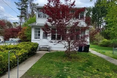 231 Sladen Street #231