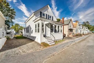 74 Cosgrove St