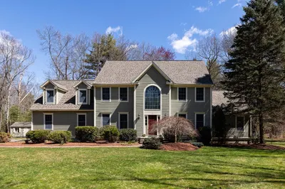 11 Maynard Rd