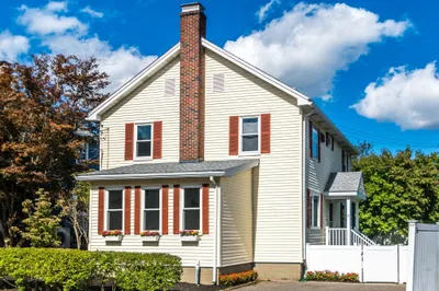 17 Hamblin Road 1