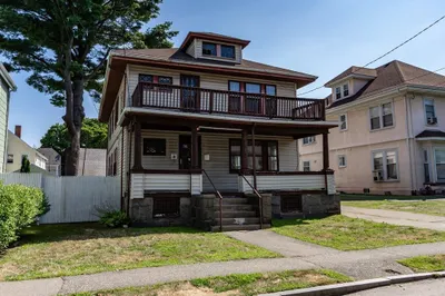 204 Farrington St 1