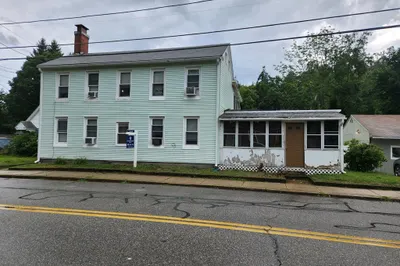 353 Charlton St 1
