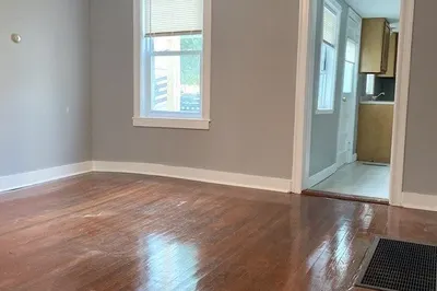 21 Common St #1