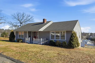2 Oak Knoll Rd
