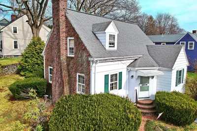 57 Glendale Ave 1