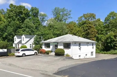 235 Bedford St #1 1