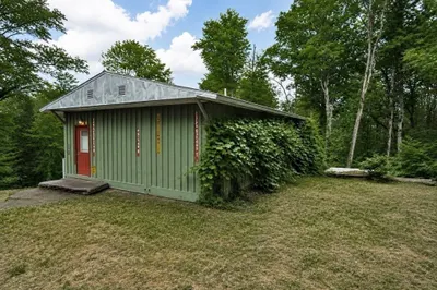 69 Cummington Rd 1