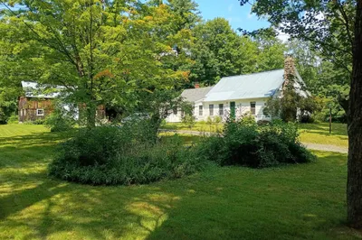 182 Neilson Rd 1