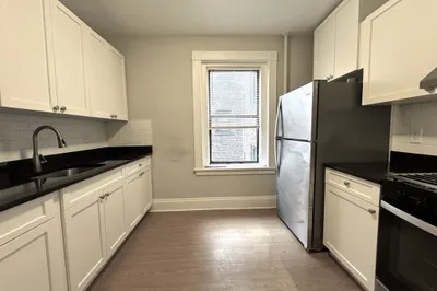 335 Broadway #32