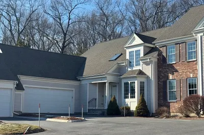 14 Baldwin Court #14 1