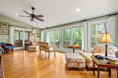 6a Wampanoag Dr 1