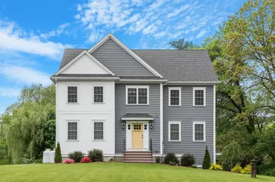35 Lucaya Cir 1