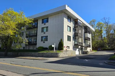234 Nesmith Steet #15 1