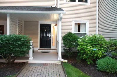 38 Hammond Place #38