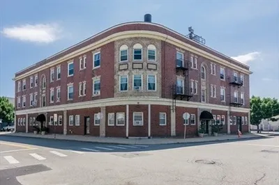 267 Washington Ave #6
