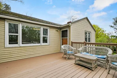 120 Andrews Ave 1