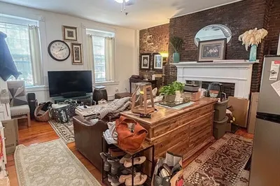 63 Hancock St #3R