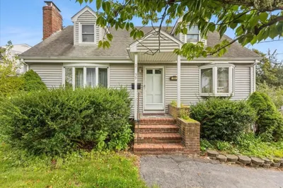 59 Merton St