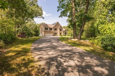 536 Newburyport Tpke 1