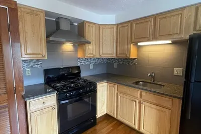 12-14 Mckenn St #2