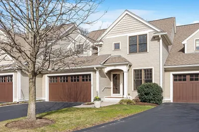 30 Graystone Circle #30 1