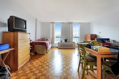 44 Washington St #716