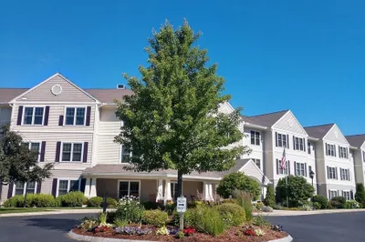 7 Crescent Way #103