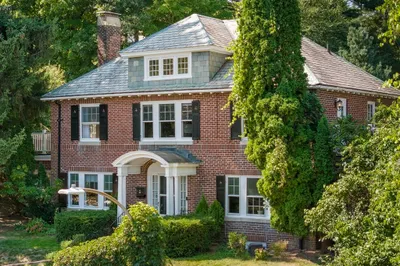 5 Moss Hill Road 1