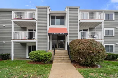 11 Silver Hill Ln #11 1