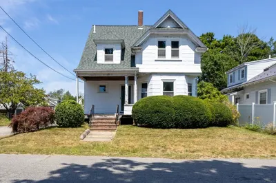 19 Mellen Street