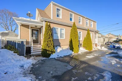 29 Waldo St