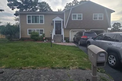 34 Hemlock Ter 1